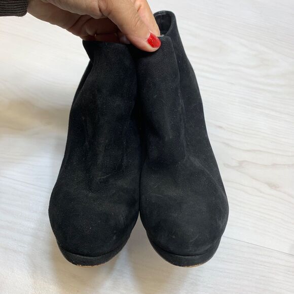 Michael Kors Women's Black Platform Bootie Ankle Boots - Size 7.5M - Picture 7 of 12